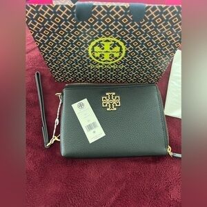TORY BURCH• BRITTEN LARGE‎ ZIP POUCH WRISTLET